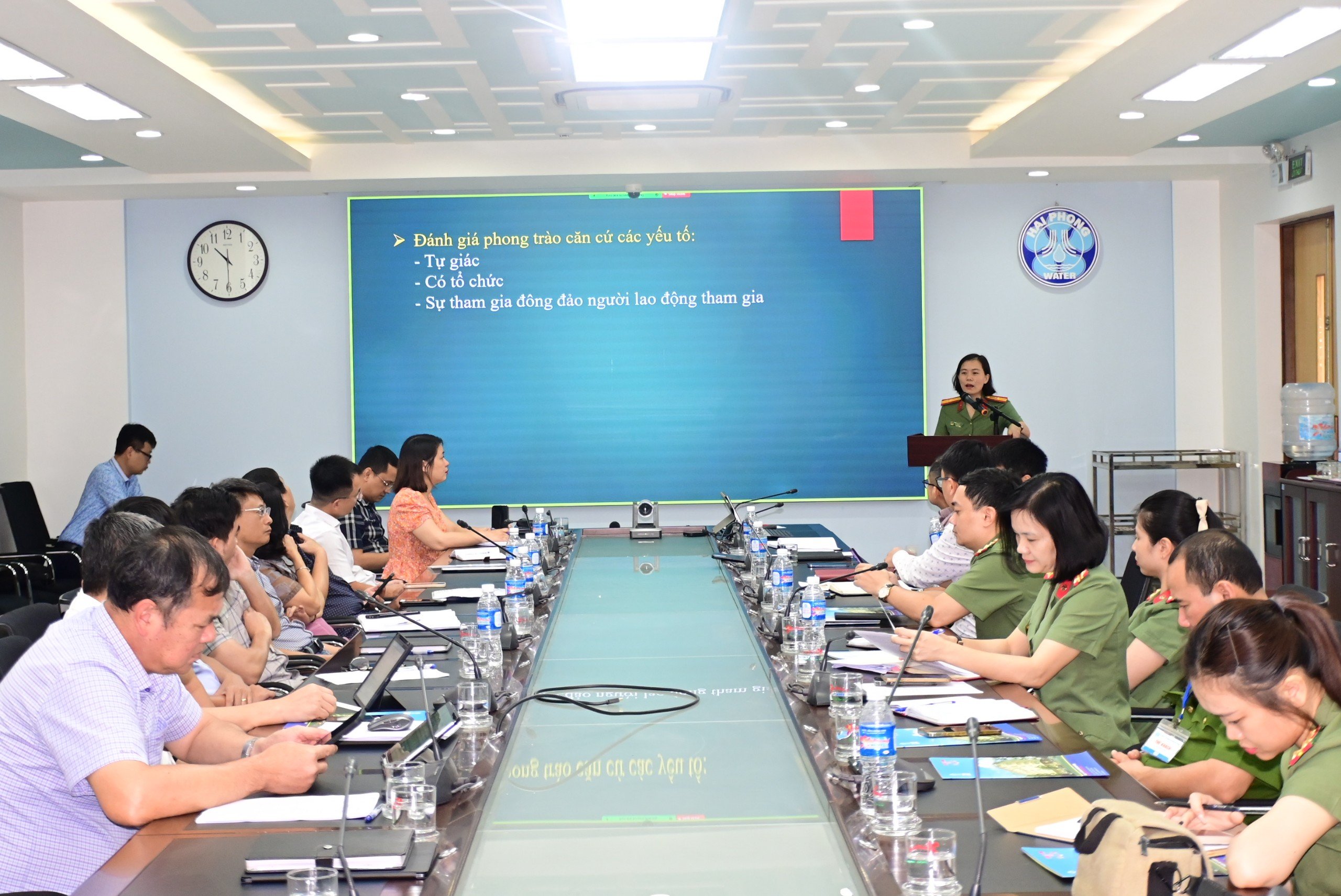 Tuyên truyền pháp luật tại Công ty cổ phần cấp nước Hải Phòng 